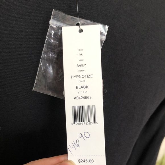 Theory Avery Cardigan NWT - Picture 3 of 7